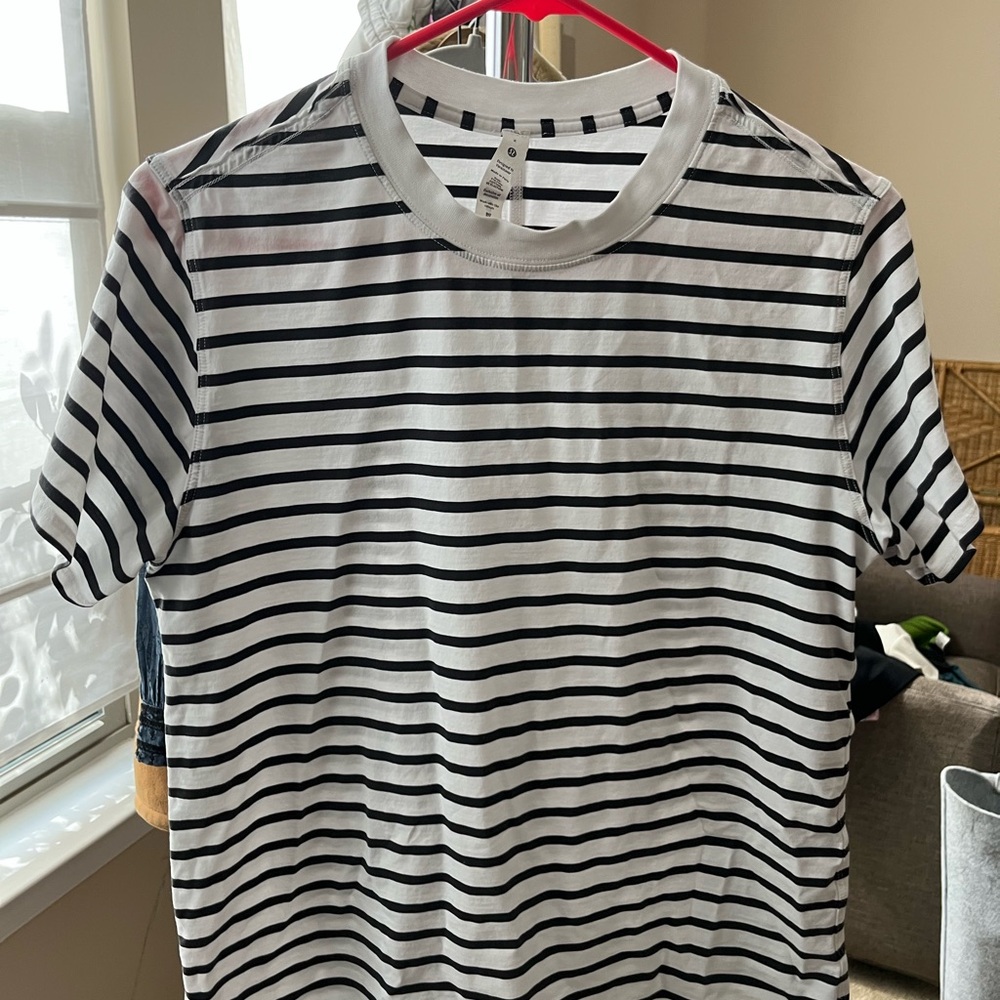 Lululemon All Yours T shirt